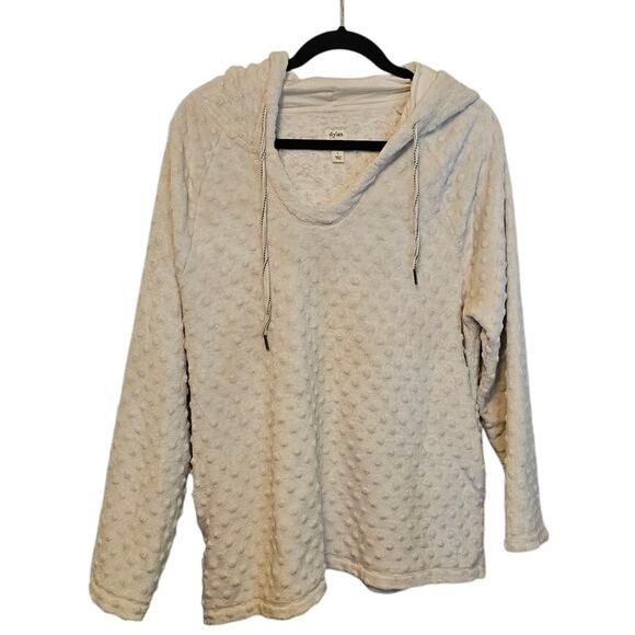 Dylan Los Angeles Faux Fur Hoodie – Size L – Cream Dots Pullover Cozycore - Picture 2 of 5
